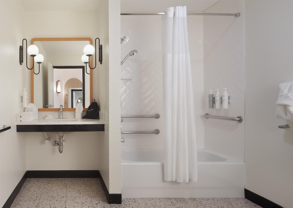 comfort suites at fairgrounds casino