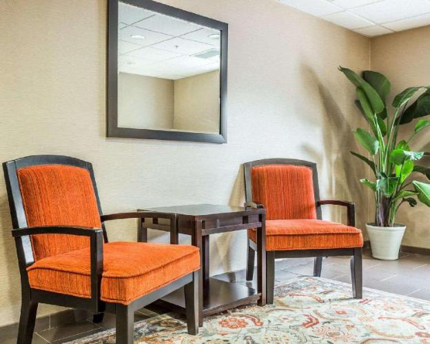 comfort suites at isle of palms connector