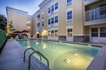 comfort suites at isle of palms connector