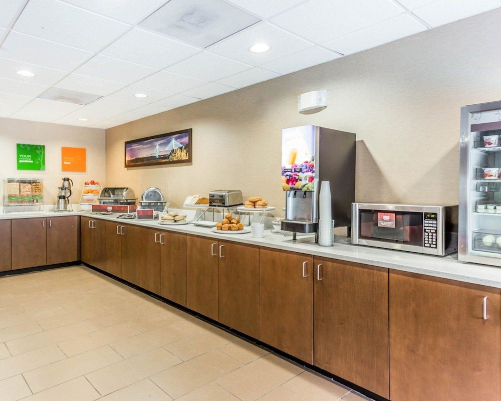 comfort suites at isle of palms connector