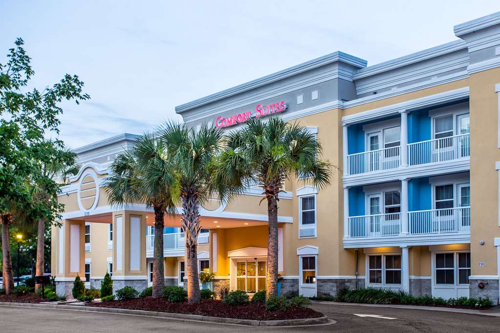 comfort suites at isle of palms connector