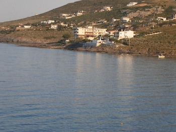 lavreotiki