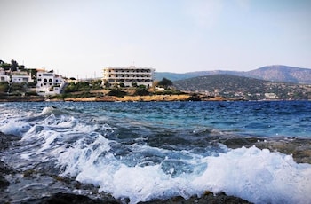 Daskalio Beach Hotel,Attica>>Athens,2 star