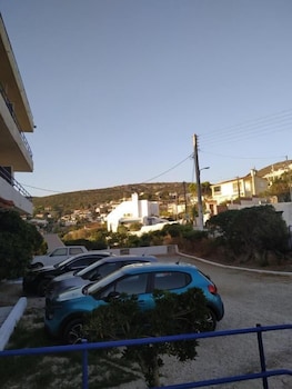 lavreotiki
