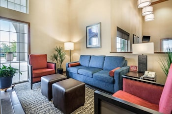 Comfort Suites At Par 4 Resort,Portage County>>King,3 star
