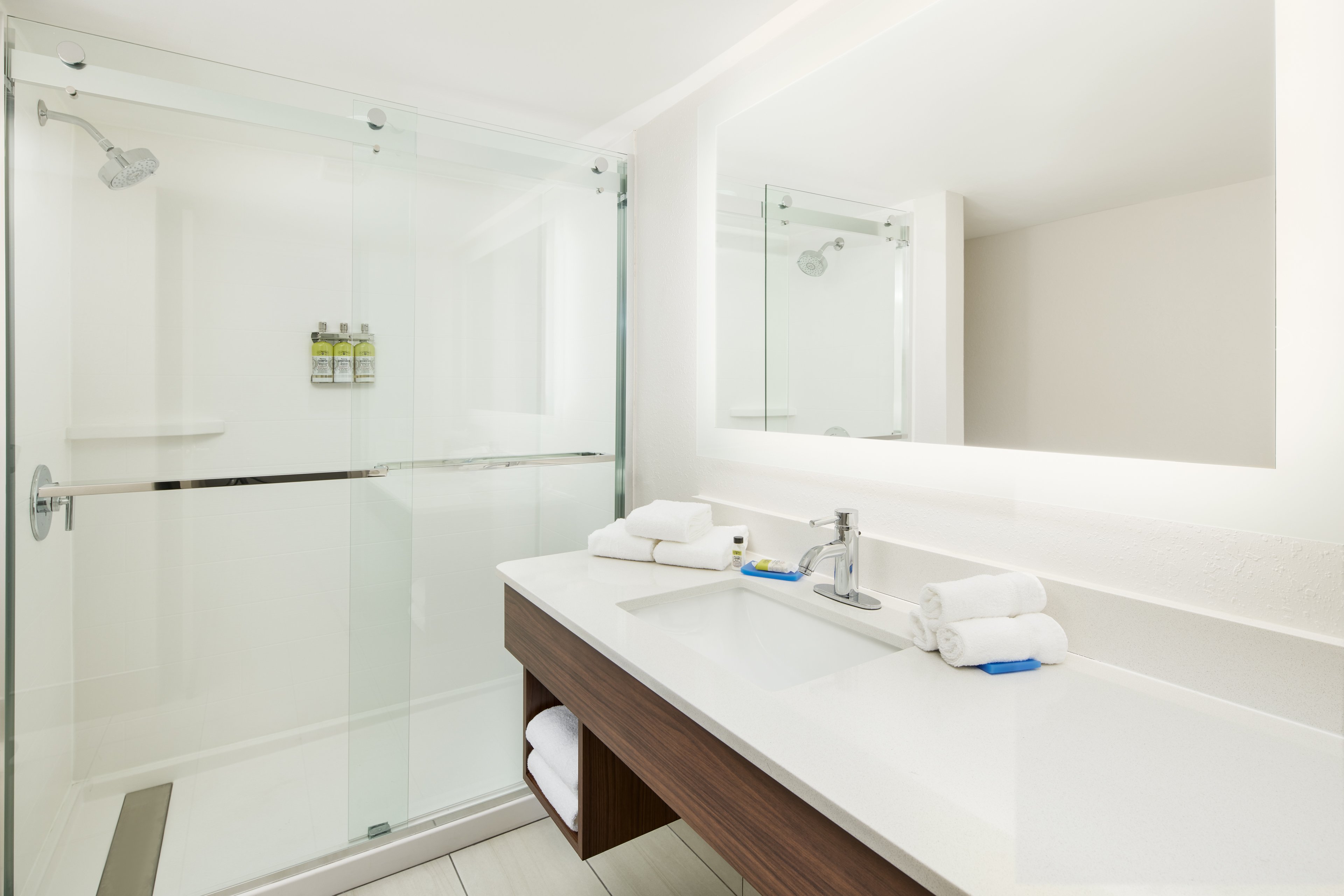 holiday inn express and suites atlanta tucker northlake