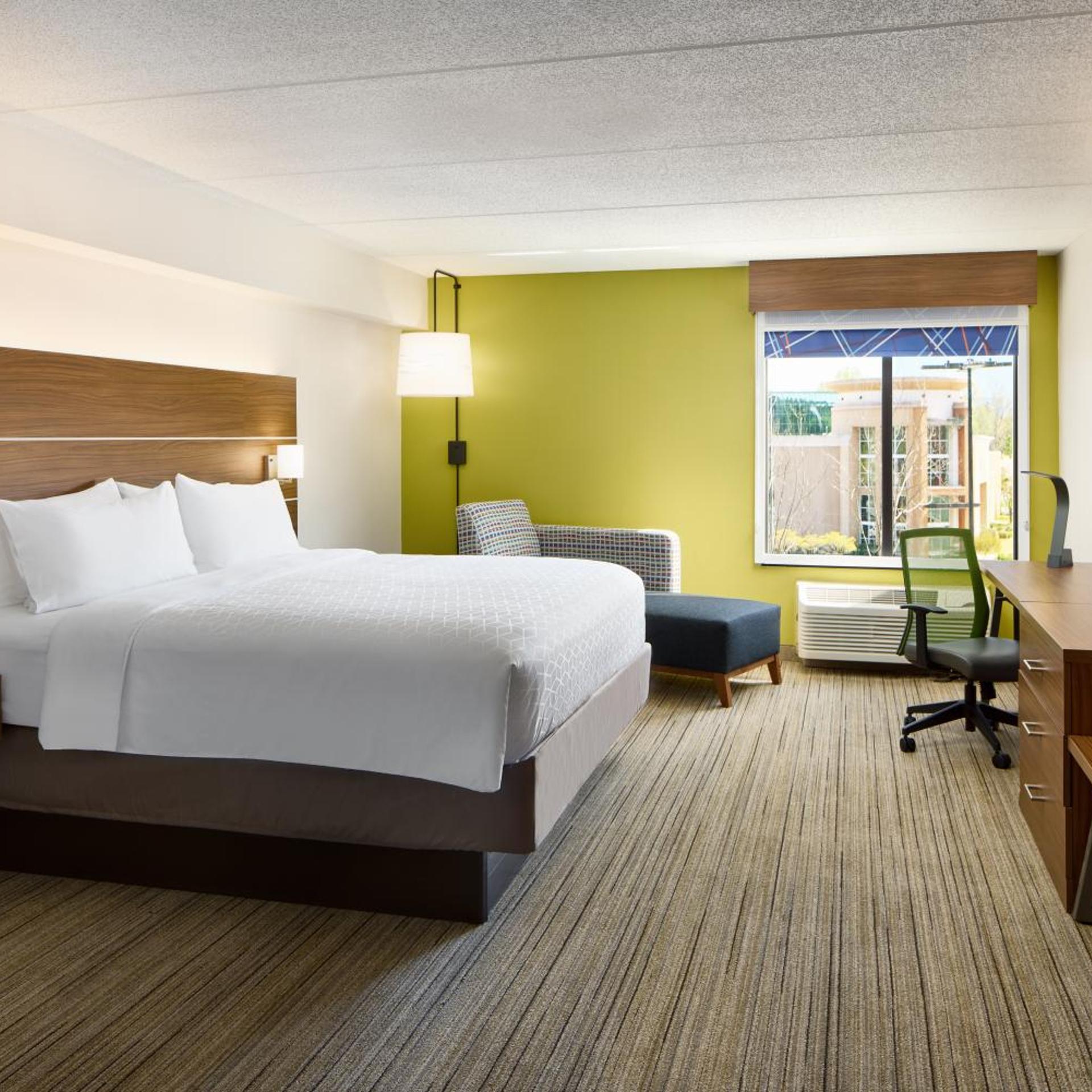 holiday inn express and suites atlanta tucker northlake