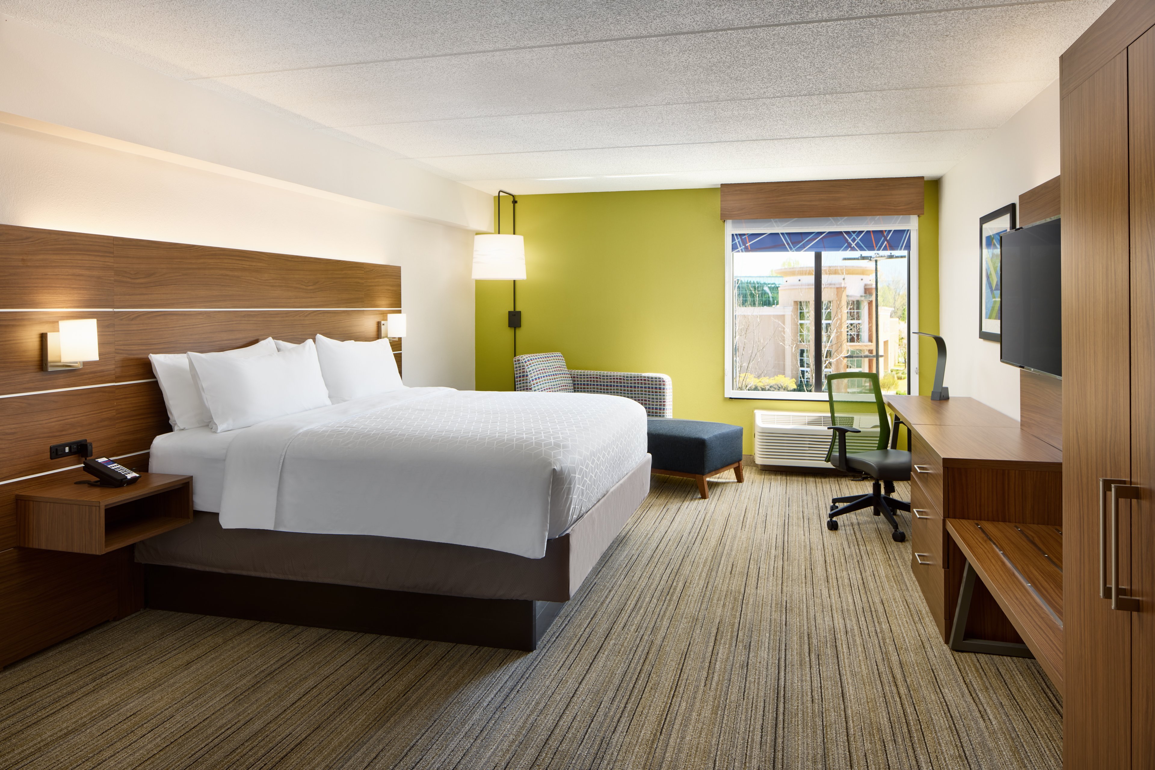 holiday inn express and suites atlanta tucker northlake