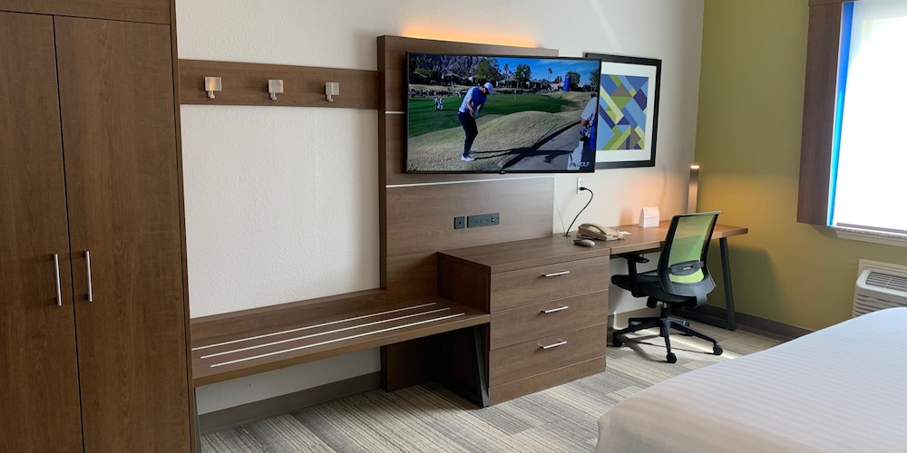 holiday inn express and suites atlanta tucker northlake