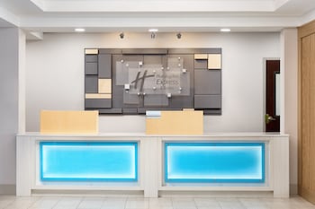 holiday inn express and suites atlanta tucker northlake