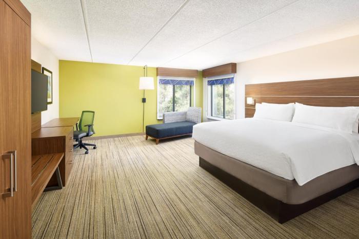 holiday inn express and suites atlanta tucker northlake