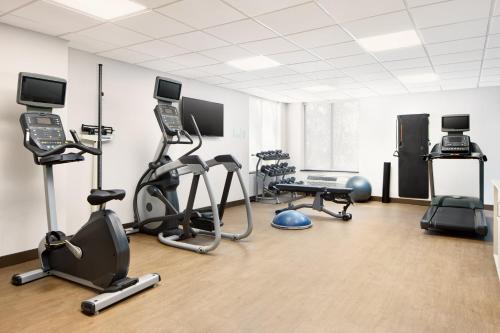 holiday inn express and suites atlanta tucker northlake