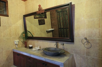 Melva Balemong,Salatiga>>Central Java,4 star