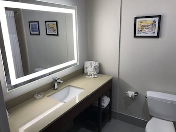 comfort suites olive branch memphis south