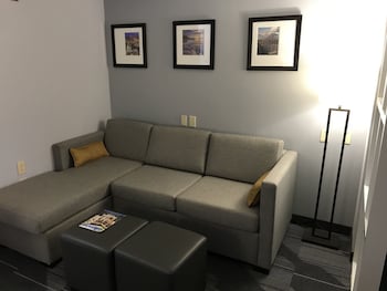 comfort suites olive branch memphis south