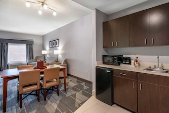 comfort suites olive branch memphis south