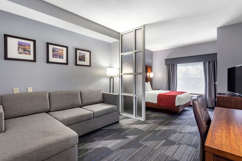 comfort suites olive branch memphis south