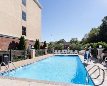 comfort suites olive branch memphis south