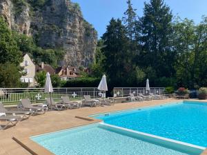 logis hotels hotel restaurant domaine les falaises
