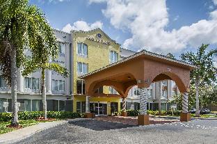 Comfort Suites Sawgrass,Lauderhill>>Fort Lauderdale,3 star