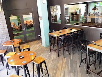 Hornsby Inn,Hornsby>>Camperdown,3 star