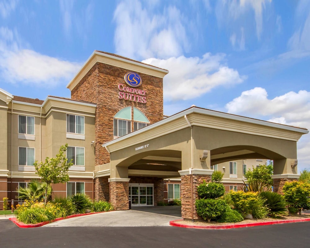 comfort suites turlock