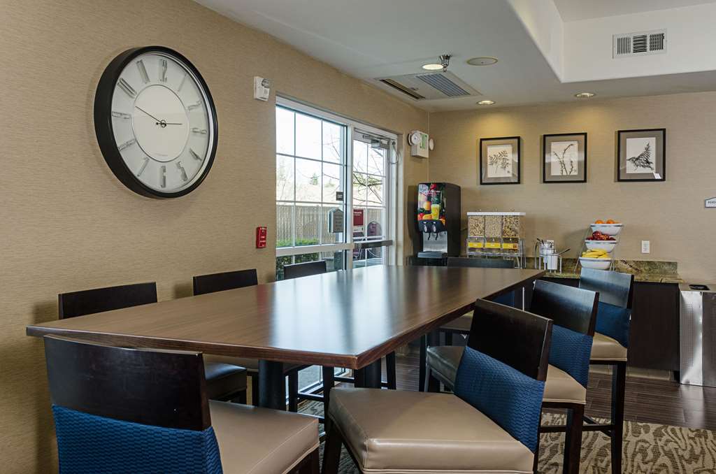 comfort suites turlock