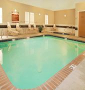 comfort suites yakima