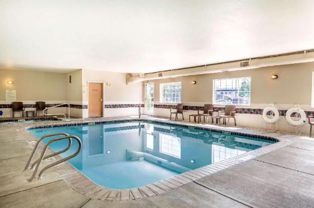 comfort suites yakima