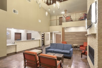 comfort suites yakima