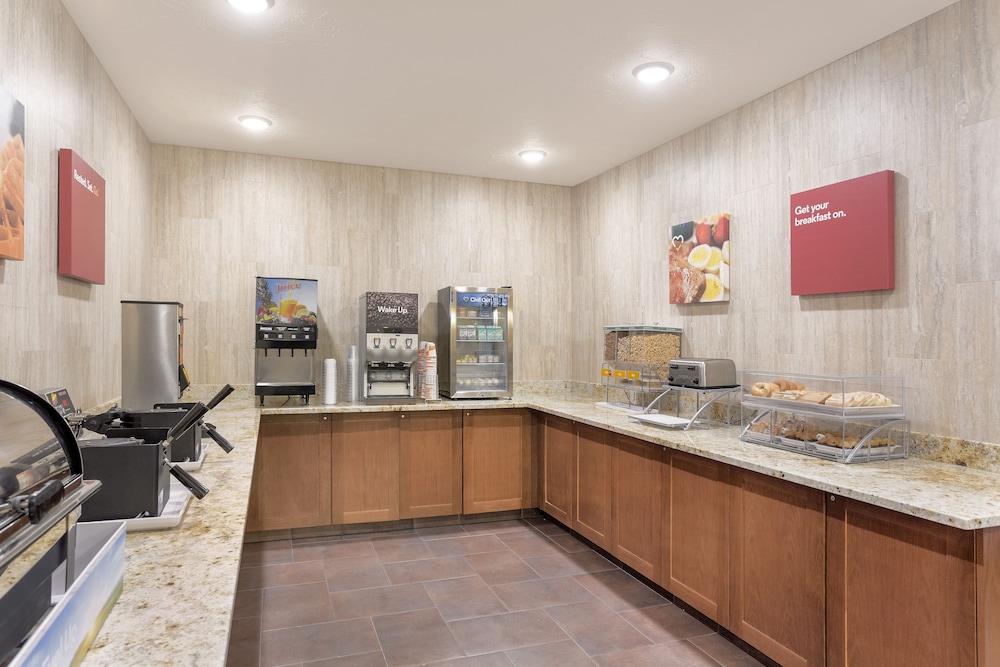 comfort suites yakima
