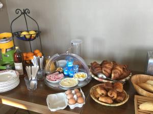 Auberge Les Hauts De Chenas,Dal Lake,3 star