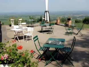 Auberge Les Hauts De Chenas,Dal Lake,3 star