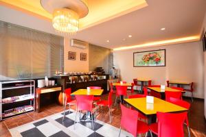 Courier Station,New Taipei>>Luzhou,3 star