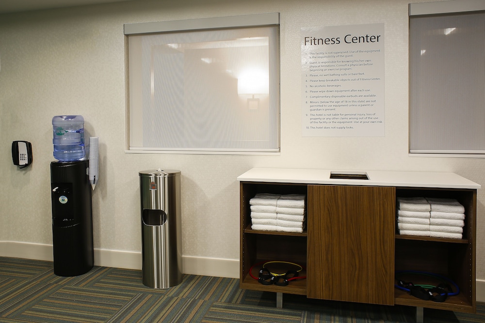 holiday inn express and suites louisville downtown by ihg