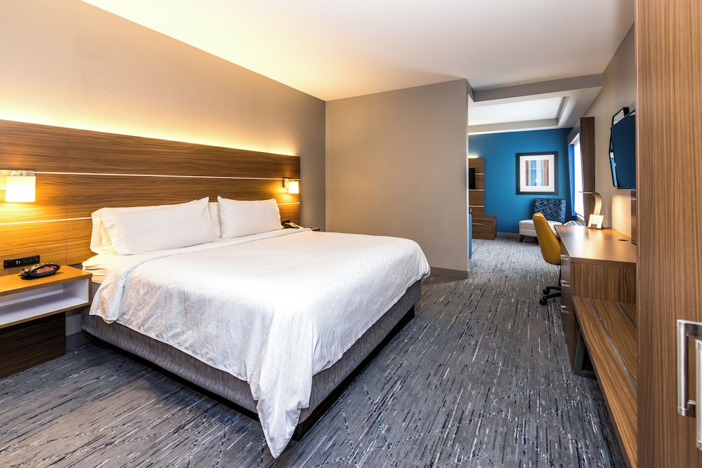 holiday inn express and suites louisville downtown by ihg