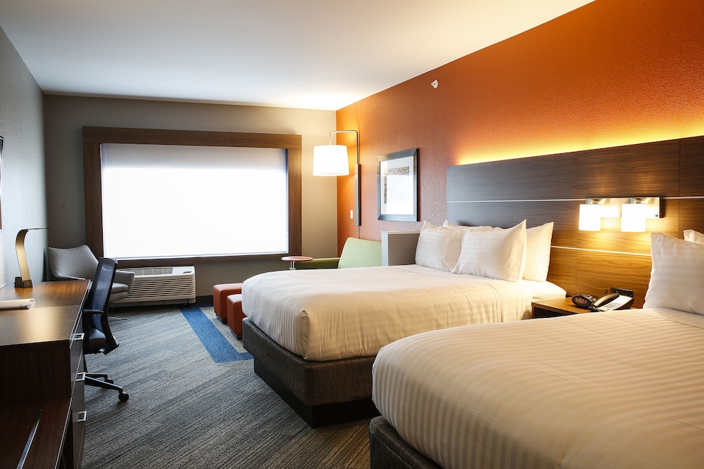 holiday inn express and suites louisville downtown by ihg