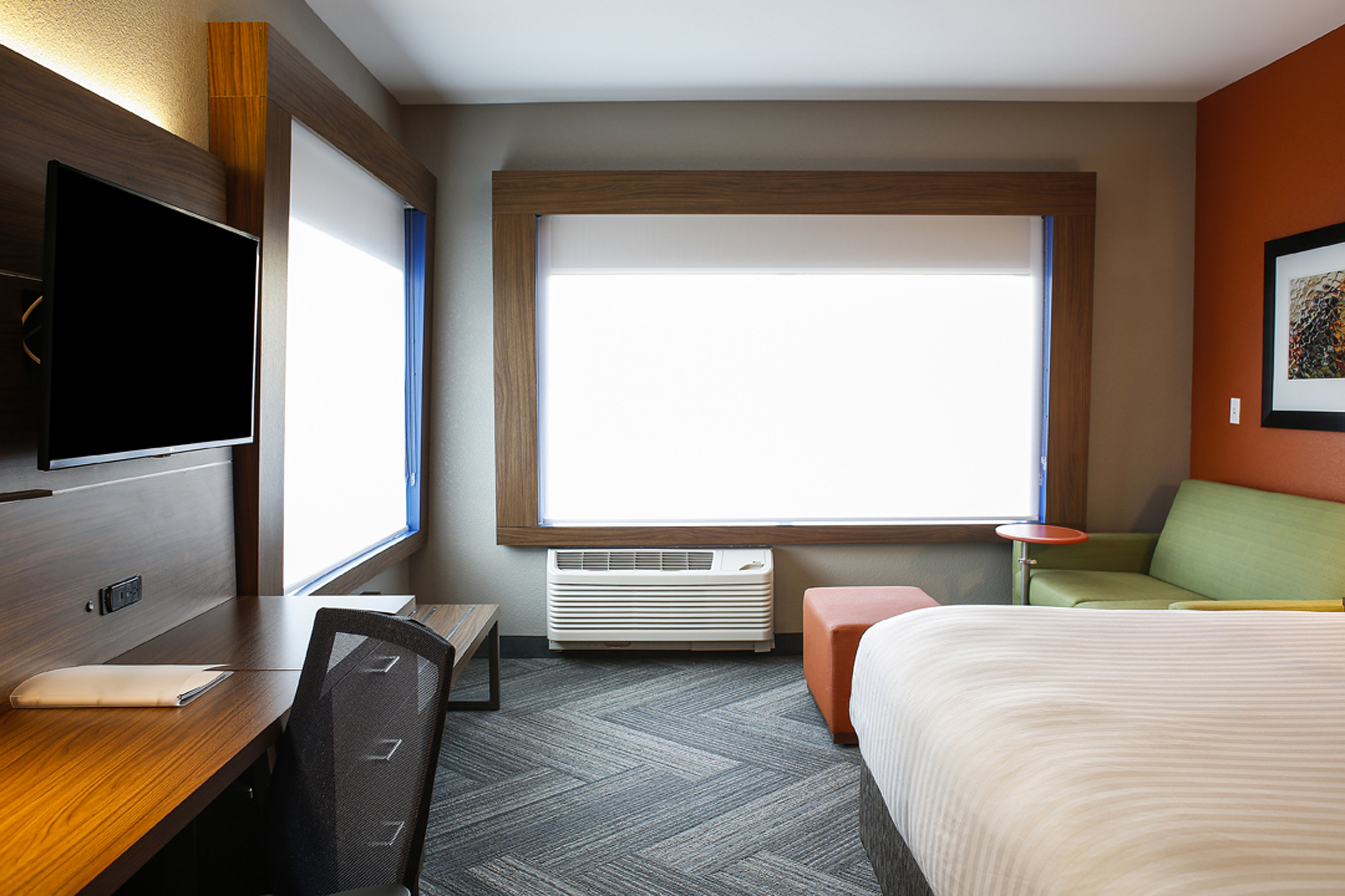 holiday inn express and suites louisville downtown by ihg