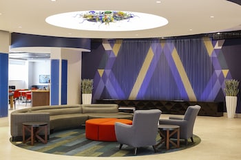 Holiday Inn Express & Suites Louisville Downtown By Ihg,Shively>>Louisville,3 star