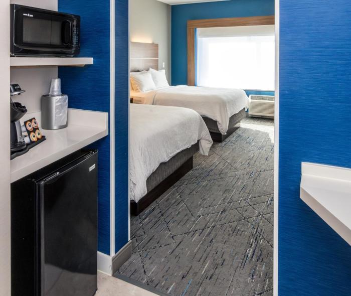 holiday inn express and suites louisville downtown by ihg