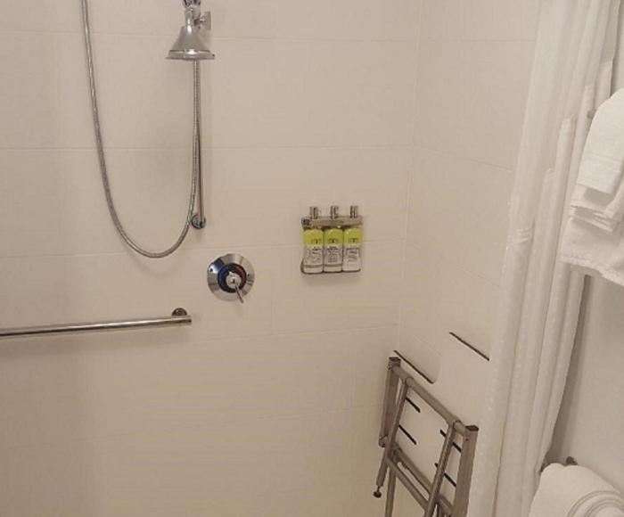 holiday inn express and suites louisville downtown by ihg