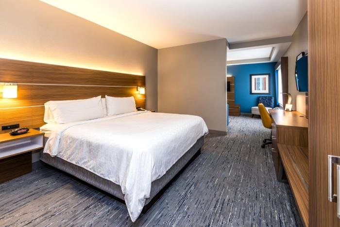 holiday inn express and suites louisville downtown by ihg
