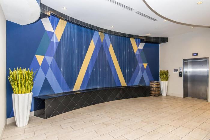 holiday inn express and suites louisville downtown by ihg