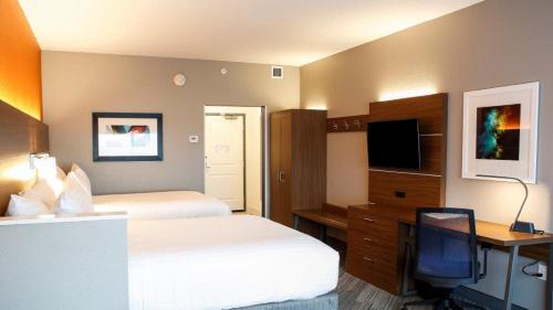 holiday inn express and suites louisville downtown by ihg