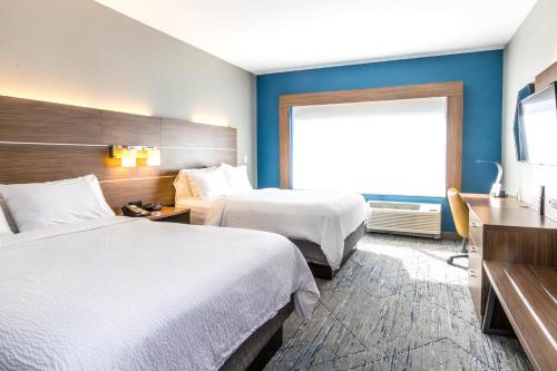 holiday inn express and suites louisville downtown by ihg
