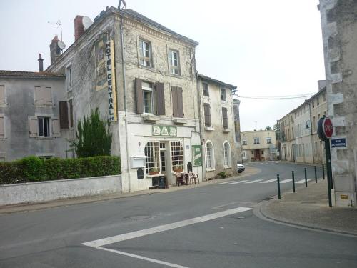 Hotel Central,Couhe>>Chaunay,3 star