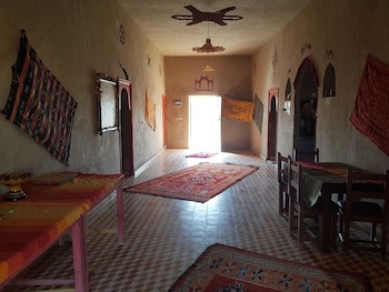 riad desert camel