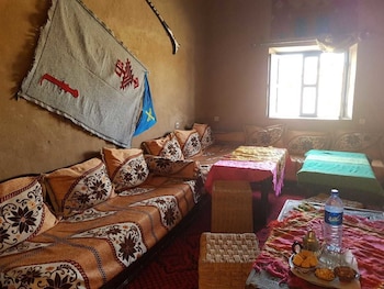 riad desert camel