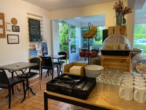 Tourhotel,Gosnay>>Bethune,2 star