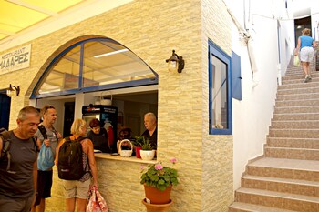 Madares Hotel,Near Finikas Beach,2 star